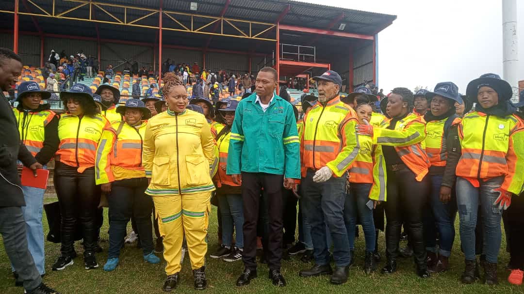 As he visited Alex, Joburg mayor rejected allegations against his academic credentials