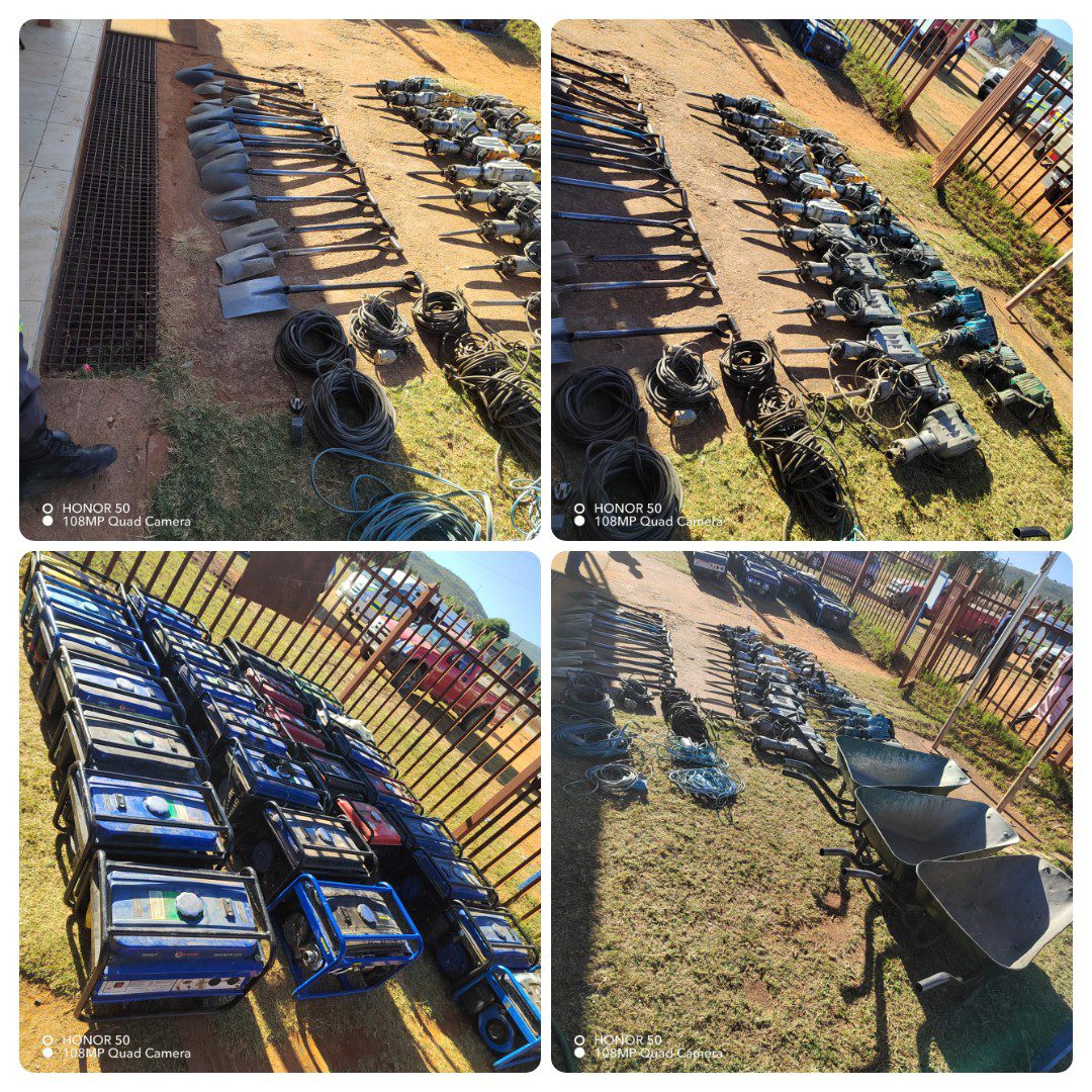 Illegal miners nabbed with massive tools