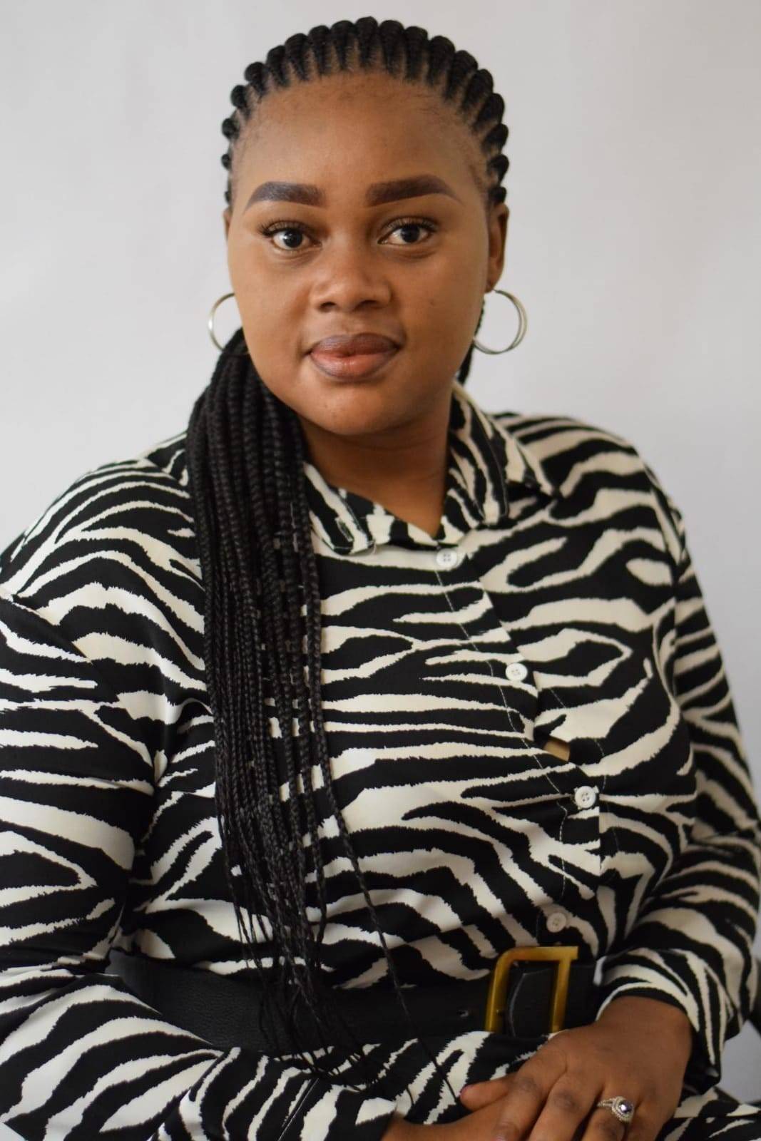 MEET SERGEANT NOMBI PETER , AN INVESTIGATOR AT MANGAUNG FCS – SHE PLACED 31 RAPISTS BEHIND BARS WITH A COLLECTIVE NUMBER OF 5 LIFE TERMS AND 305 YEARS’ IMPRISONMENT