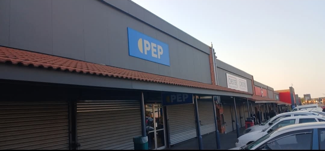 Alex Plaza Pep Robbed